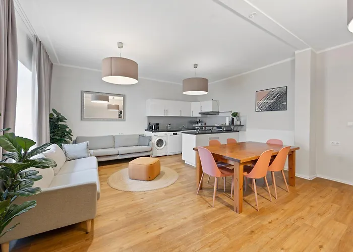 Primeflats - Big Family Apartment Schoeneberg
